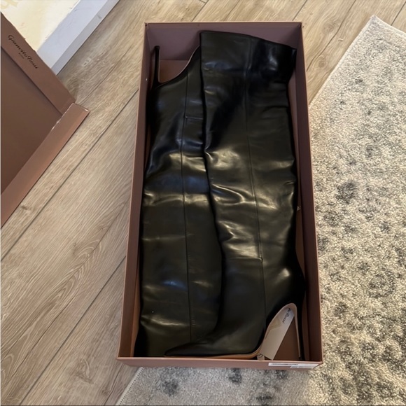 Gianvito Rossi over the knee black leather boots, 38 - Picture 3 of 10